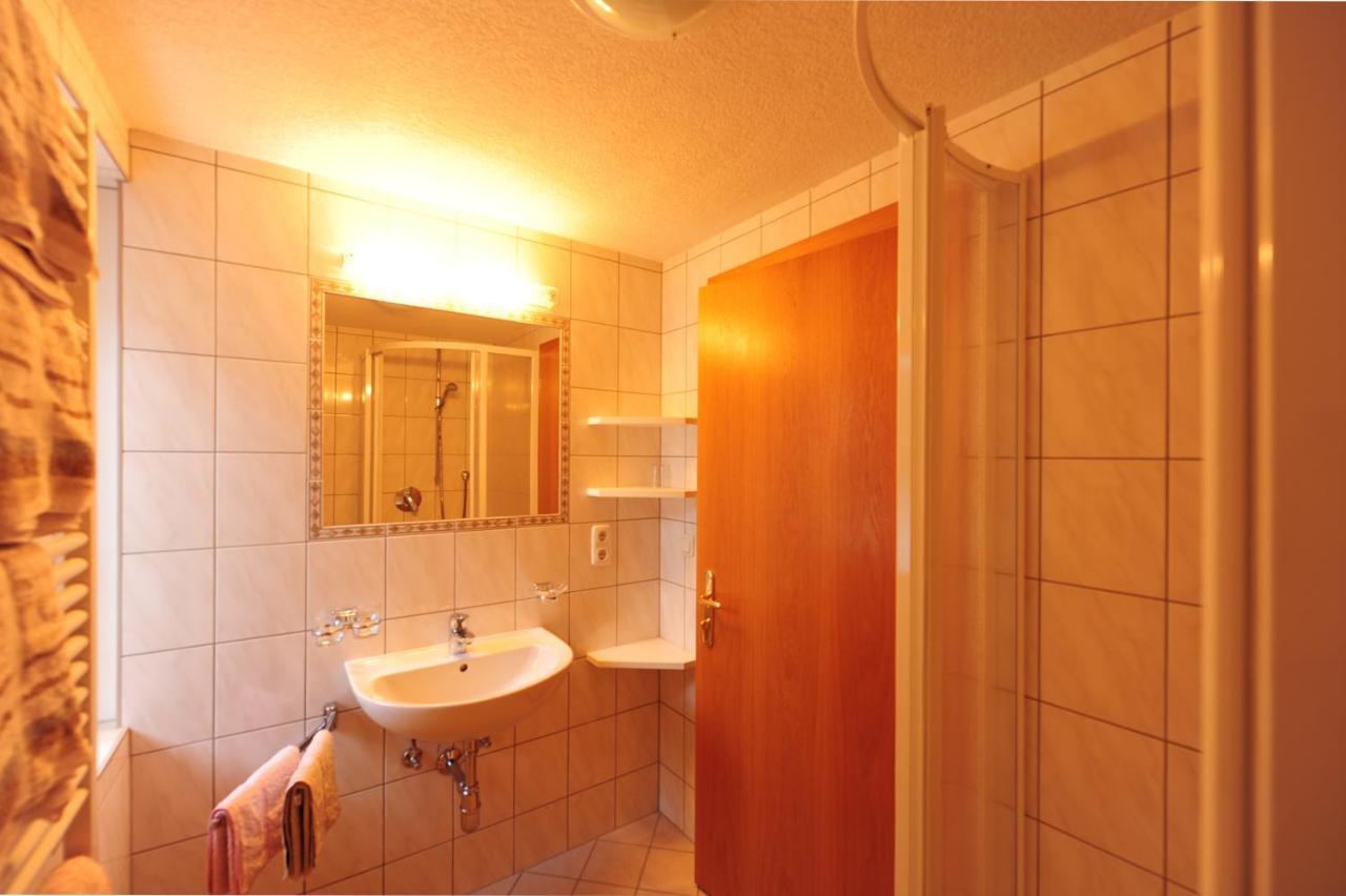 Haus Enzian Bed and Breakfast Sankt Anton am Arlberg Kamer foto